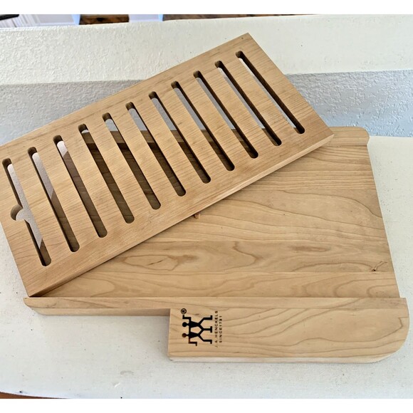 Rare ZWILLING J.A HENCKELS wood Bread  Board New - Picture 1 of 6